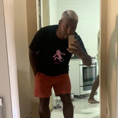 LucasMirrall's profile picture. 🙅🏿‍♂️