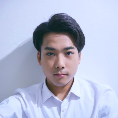 Donnguri2000's profile picture. 役者／25歳／早稲田卒／劇団サイエンスフィクション眼鏡／お笑い芸人 ミズナラ／次回舞台➡️ miwa produce。sec.3 『なんでもないトマトなのに』11/5~9／過去出演舞台 計24作品／お仕事ご依頼は donnguri2000actor@gmail.comまでお願いいたします。