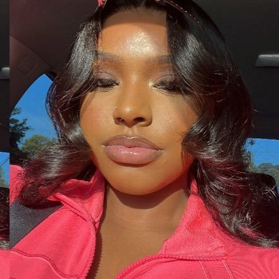 UC 26’ ❤️ Buisness Owner | IG : @_endlessbeautyco