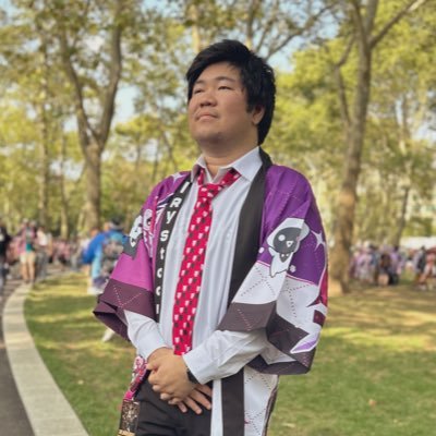 My name is Tom, I’m a fan of HololiveEN. My Kami Oshi is Irys. I’m involved in a few Holo event after party.
