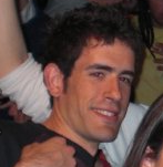 Ingeniero titulado y economista de barra de bar. Aprendiendo a emprender. Aquello que no se mueve no está vivo.