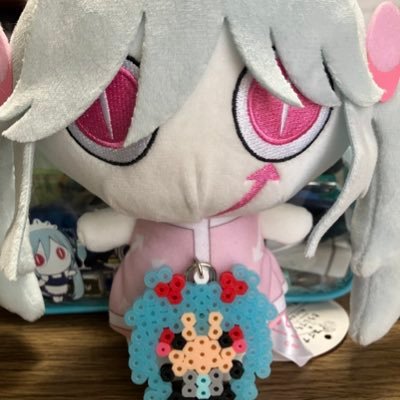 Chakepit's profile picture. 恥の多い生涯なんて珍しいもんじゃないし大丈夫だよ多分