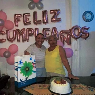 mapuespinosa21's profile picture. Ex-Aceu 🤍🖤
Santandereana 📍
Izquierdista ✊🏼