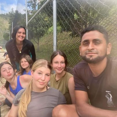 VctorRodri64847's profile picture. Vivo en paz con Dios y conmigo mismo
Entrenador de voleibol 🏐