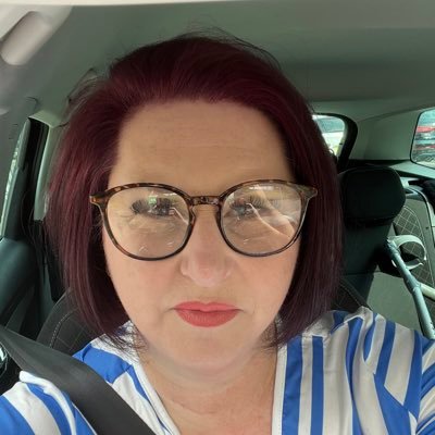 MischieManaged's profile picture. QHHT, Usui Reiki, Meditation, Non Duality, Teacher and Holder of Presence