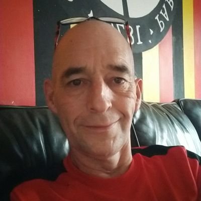 Honest, genuine, friendly Looking For A life partner For Me disabled man with a dog, Viral/Bacterial Meningitis survivor