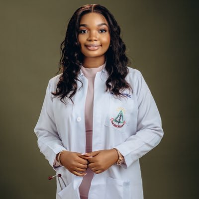 Dentist🦷 Igbo …..Let’s smile and thrive together. Co-founder- Cacheclear dental . https://t.co/psrn7ynMH9