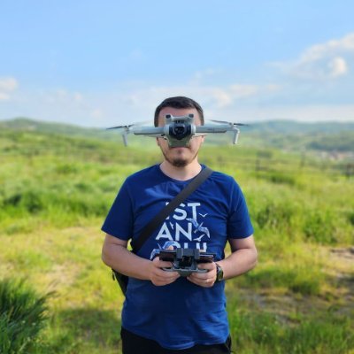 | Albanian-Muslim |
Husband, Andrra's Father
Loving to take #Photo📸#Drone