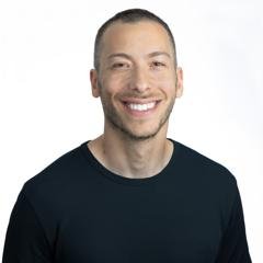 yanivle's profile picture. 