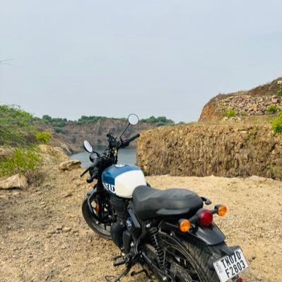 Shanmukh764's profile picture. Follow @tensorfiend to know what I am working on