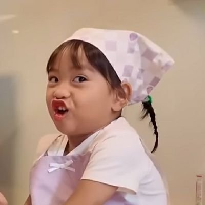 i'm an early childhood educator & conselour nowwww xixi