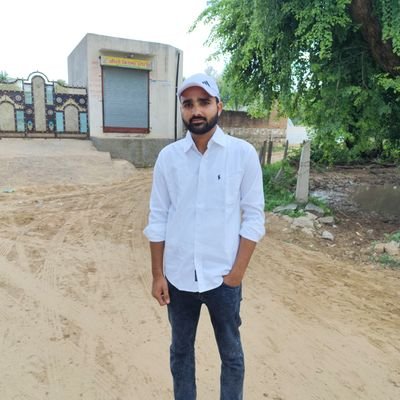 zubairkhan90474's profile picture. Socialist || Independent speaker ||
Rinu || Laxmangarh (sikar) ||
Contact ~ 9680026019