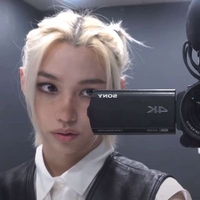 Ieechangbin's profile picture. ➵︎ 이필릭스 & 서창빈┇︎loving @Stray_Kids.