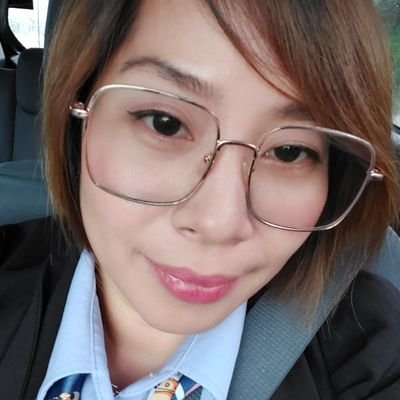 Lhynn1101's profile picture. Graphic Artist

https://t.co/wIlZkgrPwy