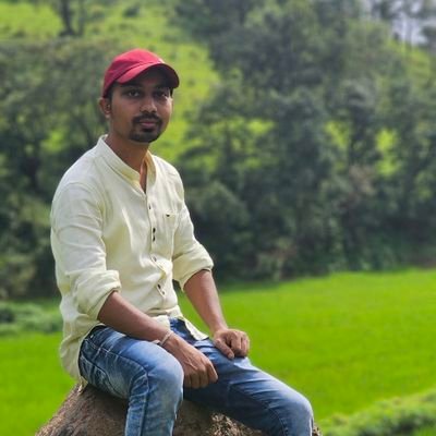कविता | चारोळी | पुस्तकप्रेमी | ब्लॉगर | #अक्षीत | राजसमर्थक
आयुष्यावर बोलु काही...