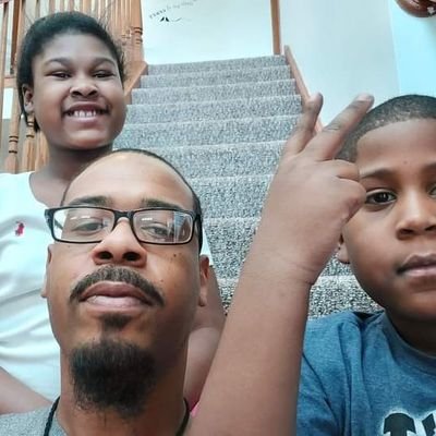 halvepast85's profile picture. Truck driver, father of Two, getting to this money is all that I do!