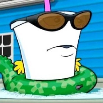 Luna_KLe's profile picture. I'm generally tired.