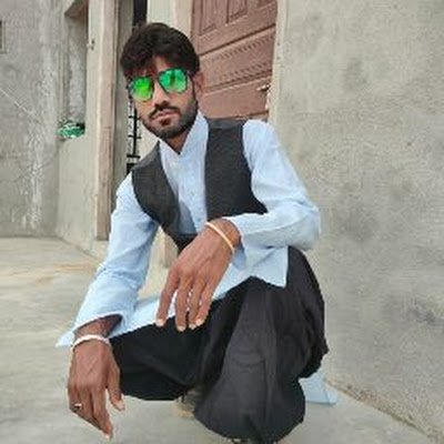 sunil6170's profile picture. Follow karen 💯 follow back milega