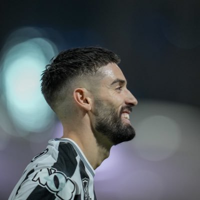 اللهم اشرح لي صدري ويسر لي امري وارزقني من حيث لاتحتسب يارب 🙏
