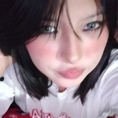 nohemiaime1402's profile picture. 