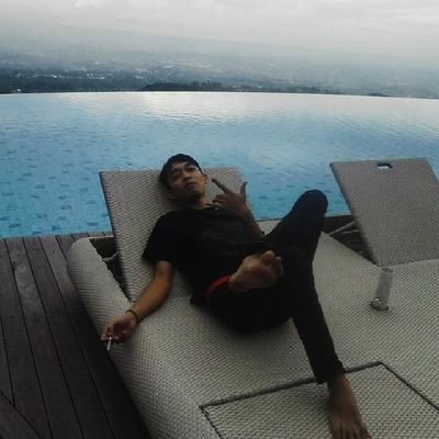 Pujaade168688's profile picture. Gas