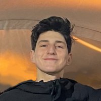 Andrea Bidnic (@andreabdn7) 's Twitter Profile