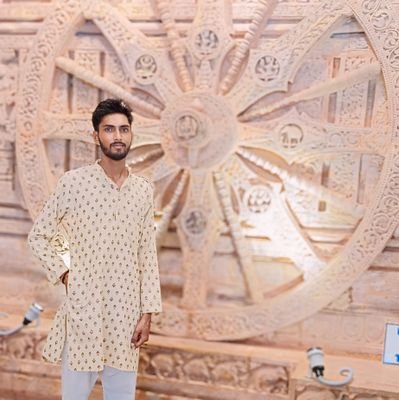 bandu_gupt72663's profile picture. जय श्री राम 🚩🚩🚩
#सनातनी 🚩🚩🚩🚩