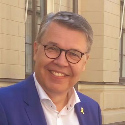 Writer & Speaker, TV host. Chair of Federation of Finland-Israel Associations, Vice-Chair of Finnish Holocaust Remembrance Assn. https://t.co/GJoEa1frQk.