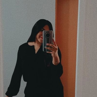 slfh4te's profile picture. lo raro nunca se me quitó