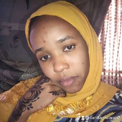 faridafarawa's profile picture. 