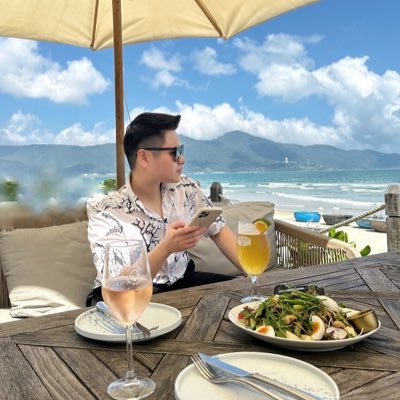 Dustin_TheCapt's profile picture. 👨🏻‍💻 Now at @TitanSmartTrade | Former BDM @AIxBlock | Coffee vibes | Tennis fun | Vietnam-based | Open to connect! 🌞
