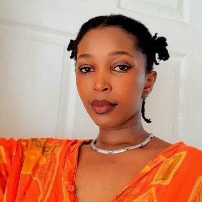 lisa_hams's profile picture. Photographer| Clothing Shop| Bleach Tie-Dye