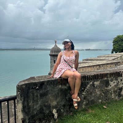 The water's blue, swallow the pill. ⚓️🇵🇷🏴☠️ Morning person who doesn’t like coffee. Adulting: Chapter 32.