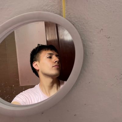 Riiky08419079's profile picture. ⚡✌🏼😊!!!Alcanzar mi meta !!!    🇪🇨 QUITO