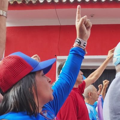 Soy parte del Pueblo comunicador de Chávez ...
Mi Hobby cantar
Magallanera ❤