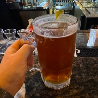 here4beer1982's profile picture. Laser Technician, Navy Veteran, Parrothead, Detroit sports, Dad