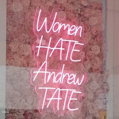 mwrddrwg's profile picture. Eating, drinking, swearing, dancing, singing, dog-walking, knitting, ranting. DMs are ignored.