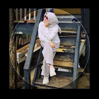 Grandma of 4 ❤️❤️❤️❤️
Akun lama @benings_tj was gone.
Please jangan di promot ya. DM only for important.
Ngutang auto block😡