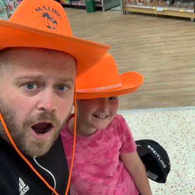 refdp87's profile picture. 