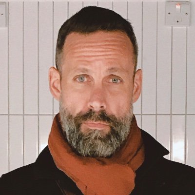 🇺🇸 × 🇬🇧 Designer, Creative Director, Photographer, Runner, Singer ⁂ Licensing: @withstills ✨ Get in touch: hello@danrubin.is