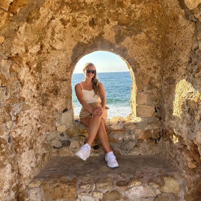 lysw412's profile picture. 