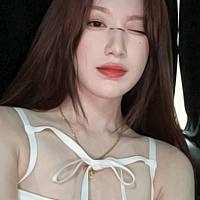 Y24EH's profile picture. i got my red dress on tonight, dαncing in the dαrk in the pαle moonlight ) · 𝕓𝕖𝕒𝕦𝕥𝕪 queen style ♡