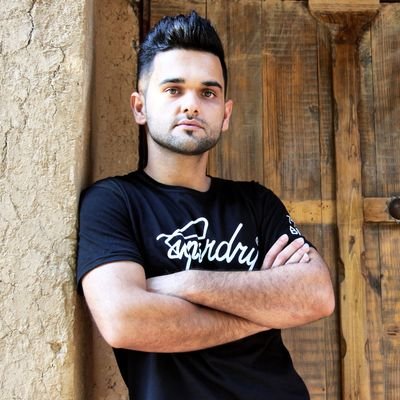 vahid48186352's profile picture. ...