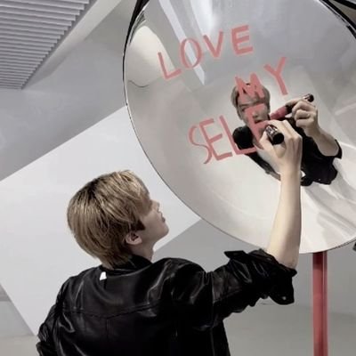 mgg__e's profile picture. fact na nga, sheet pa