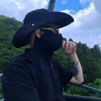 Z爷Ssss (@zbabasss) 's Twitter Profile Photo