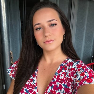 Jess_Schaffnit's profile picture. → 🤳 Chargée de communication au @CIC #communitymanagement #esport  → 🇫🇷/🇪🇸 Franco Espagnole → ⚽️ Passionnée de football