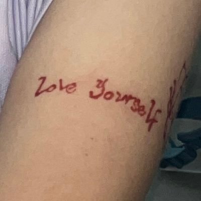 LYS970901's profile picture. -ˋˏ꒰ঌ⌯'▾'⌯໒꒱ྀིˎˊ- 𝐋𝐎𝐕𝐄 𝐘𝐎𝐔𝐑𝐒𝐄𝐋𝐅 𝐅𝐎𝐑𝐄𝐕𝐄𝐑