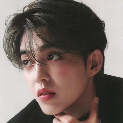 iamart06's profile picture. 🩷💛💚💜💪