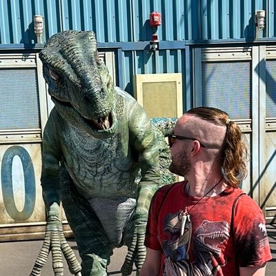 Music Composer. Lover of dinosaurs and movies, and movies with dinosaurs. 🎞️🎶 @JurassicOutpost 🦖🦕 | 🐻⬇️ | 🏳️🌈🦇 | 📹🎵