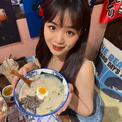 안녕하세요, 저는 28살이고 한국에서 왔습니다. 키 168sm, 몸무게 51kg입니다. 저는 노래를 듣는 것을 좋아하고 달리기하고 영화를 보는 흥미가 있으면 우리는 친구가 될 수 있습니다